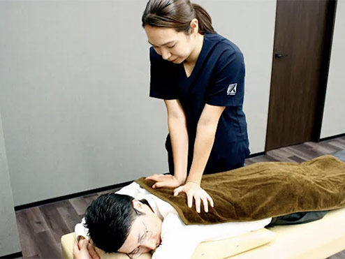 拝島駅南口接骨院